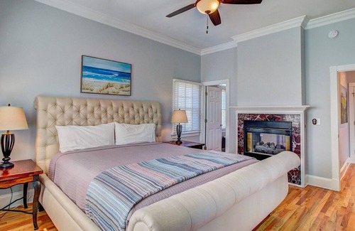Ocean Point Casa | 29 Ocean Point | AvantStay | Luxe Kitchen, Balcony