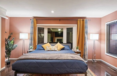 Sleepy Hollow Casa | 294) Perfect for large groups/ Salt water pool!