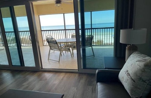 Siesta Key Complejo | 2B/2B Siesta Key Gulf-FRONT Condo-Spectacular Views-private beach-7 night min
