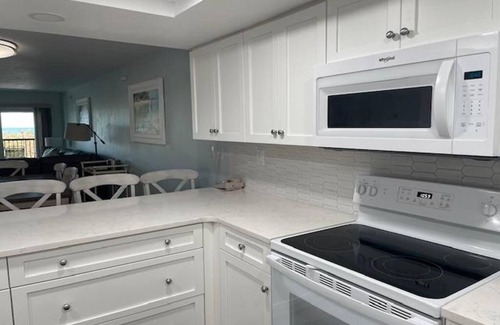 Siesta Key Complejo | 2B/2B Siesta Key Gulf-FRONT Condo-Spectacular Views-private beach-7 night min