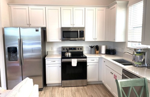 West Kissimmee Casa | 2B Island-Inspired Cottage minutes from Disneyworld