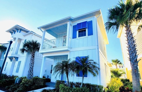 West Kissimmee Casa | 2B Island-Inspired Cottage minutes from Disneyworld