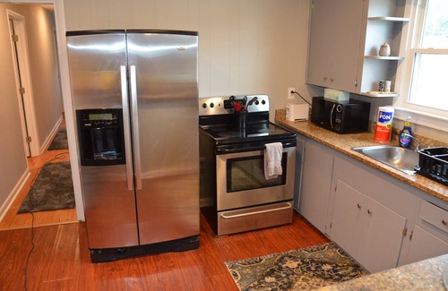 Radnor Casa | 4bed 2bath, ¡A solo 10 minutos del centro de Nashville!