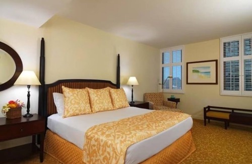 Waikiki Complejo | 2Bd/2Ba Condo at Lagoon Tower Hilton Hawaiian Village Sleeps 6