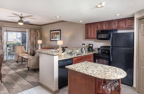 Pennington Bend Complejo | 2BD/Nashville - Pool, Gym, Kitchen, Jet Tub, WiFi!