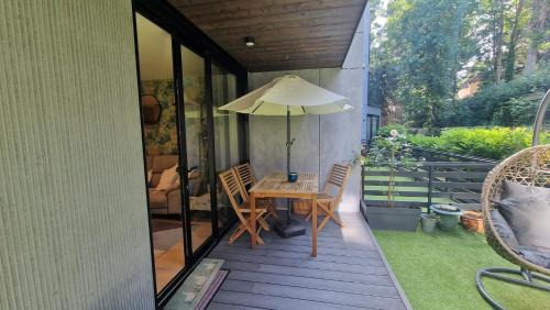 Croham Apartamento | 2BD South Croydon Haven: Garden Serenity