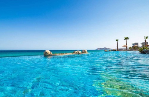 Chula Vista Villa | 2BD Villa La Valencia Beach Resort