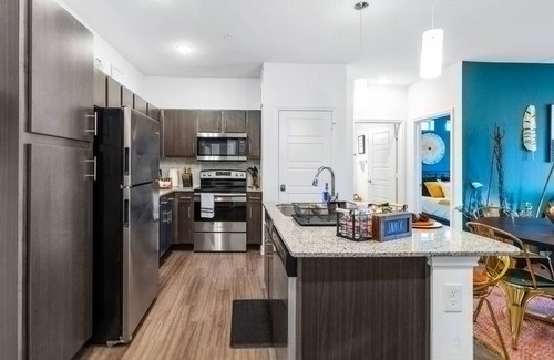 Medical Center District Apartamento | 2bd w/Pool/Gated/Free Parking/Pets Allow-UT Health