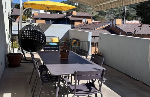 San Luis Obispo Apartamento | 2BDRM PENTHOUSE W/SUN DRENCHED DECK
