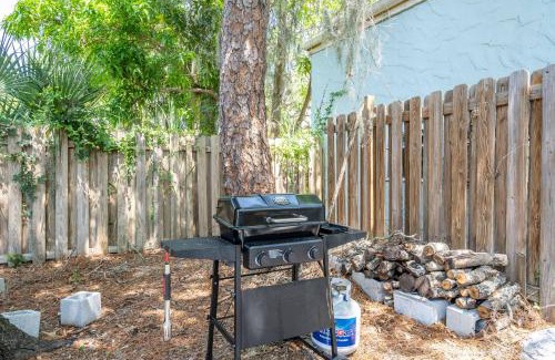 Central Sarasota Apartamento | 2bed 1bath Suite minutes to Downtown, Beaches, Restaurants, Theaters and MORE