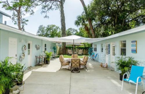 Central Sarasota Apartamento | 2bed 1bath Suite minutes to Downtown, Beaches, Restaurants, Theaters and MORE