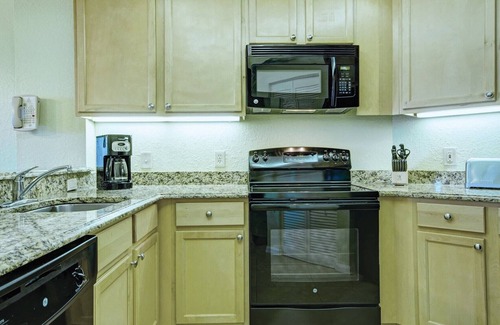 Kissimmee Complejo | 2Bed/2Bath Deluxe Condo in a Gorgeous Orlando Retreat!!