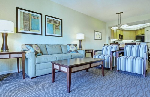 Kissimmee Complejo | 2Bed/2Bath Deluxe Condo in a Gorgeous Orlando Retreat!!