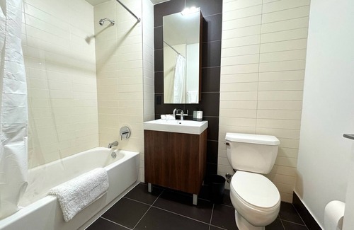 Financial District Apartamento | 2bed/2bath Downtown Manhattan - Gym, Doorman, Rooftop
