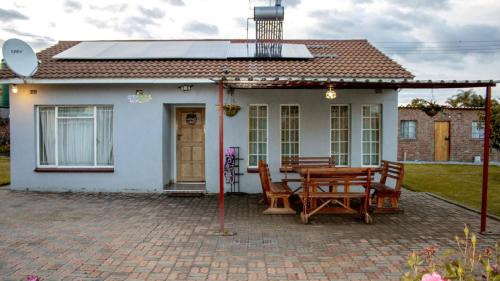 Harare Casa | 2Bed-4Guests-Garden-NearCentre&Attractions