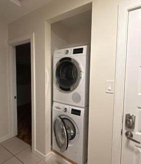 Southeast Edmonton Casa | 2Bed Bright & Stylish Ritchie Urban Retreat