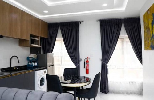 Ofin Apartamento | 2bedroom gray gold