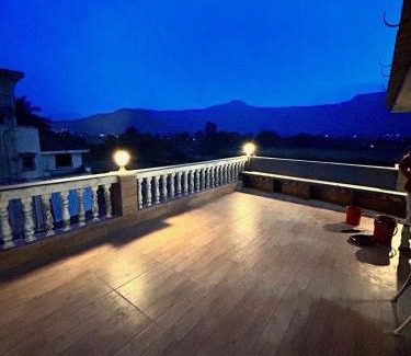 Malavli Apartamento | 2bhk Apartment with 1900sq ft Private Terrace in Lonavala