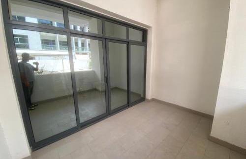 Dubai Investment Park Apartamento | 2BHK Furnished Apartment - Dip Metro Station , Mall , Bus Station Near