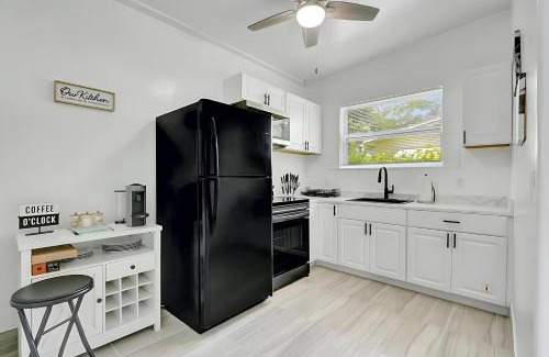 Central Fort Lauderdale Apartamento | 2BR 1BA Home near Nightlife and Beach