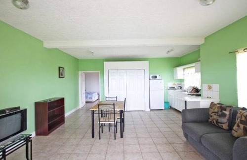 Basseterre Apartamento | 2BR 2BA Apt. A solo 8 minutos del aeropuerto