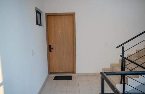 Ferrocarrilera Apartamento | 2br/2ba Condo 1 block to ocean! - Unit #5