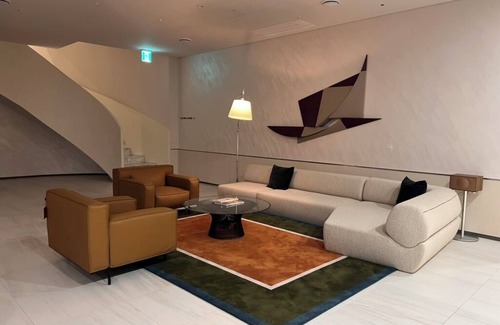 Hannamil-tong Condominio | 2BR/2Ba-New&Luxurious Studio in Hannam, Seoul-Walk to Itaewon & Namsan