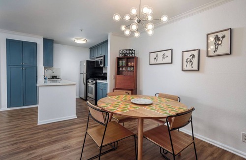 Hollywood Condominio | 2BR 2Bath Condo in Historic Hollywood