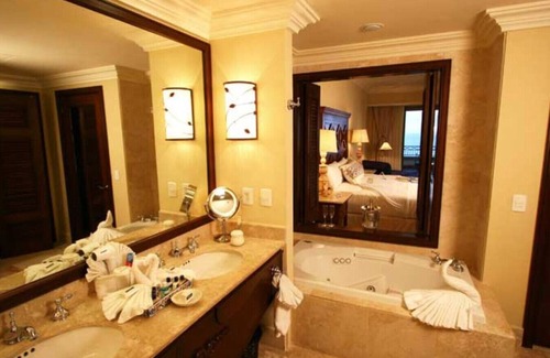 Los Cabos Complejo | Beautiful 2BR/2BA Presidential Suite @ Pueblo Bonito Sunset Beach - Sleeps 8