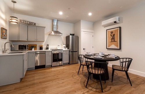 Los Olivos Casa | 2Br/2Br New & Stylish Cottage - Downtown Los Olivos