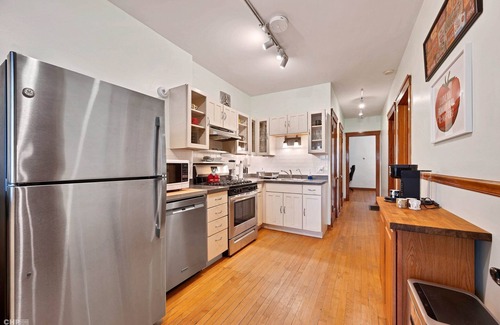 Andersonville Apartamento | 2BR Apartment in Andersonville Neighborhood.