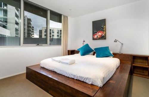 Capital Hill Apartamento | 2BR Apartment near Parliament House - Hosted by Canstay