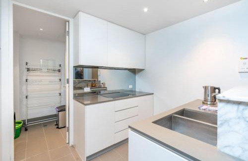 Capital Hill Apartamento | 2BR Apartment near Parliament House - Hosted by Canstay