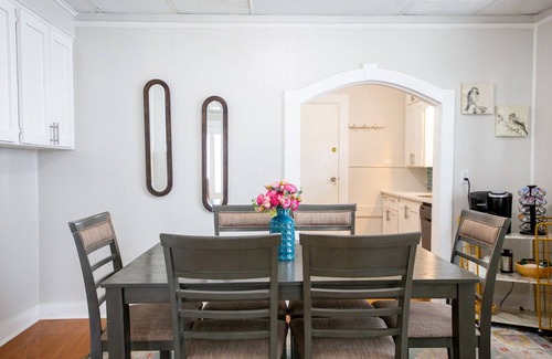Capitol Hill Casa | 2BR Apartment on 7th
