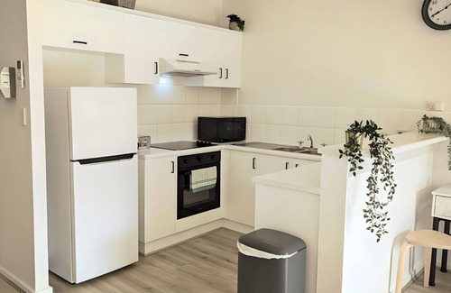 Adelaide Central Business District Apartamento | 2BR Apartment on Carrington with Car Parking
