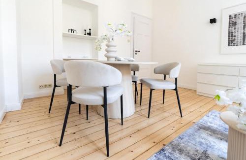 Wiesbaden Apartamento | 2BR Apartment - ZENTRAL - MODERN - WIFI - KAFFEE - BUSINESS - NETFLIX