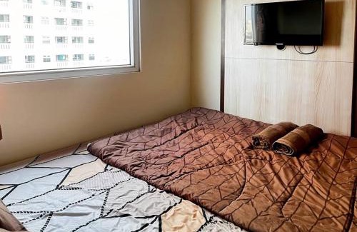 Rawasari Apartamento | 2BR Apt Green Pramuka with Pool & Wi-Fi by 2ndHome