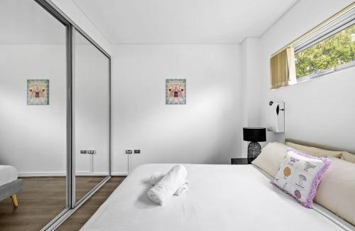 Strathfield Apartamento | 2BR Apt in Strathfield Sleeps 6