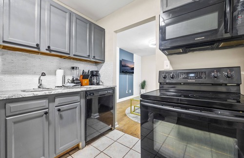 Pittsburgh Apartamento | 2BR Apt in the Heart of ATL / Free Parking