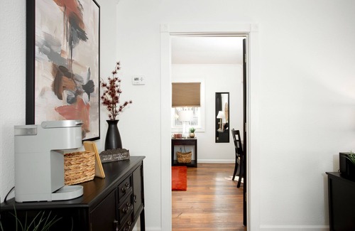 Canyon Casa | 2BR/!BA DOWNTOWN BUNGALOW/NO CLEANING FEE/PETS/ CLOSE TO HIKE PALO DURO CANYON.