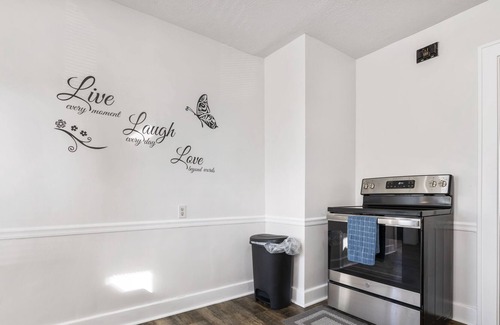Canton Apartamento | 2BR Beach Dreaming Apt in the Heart of Canton