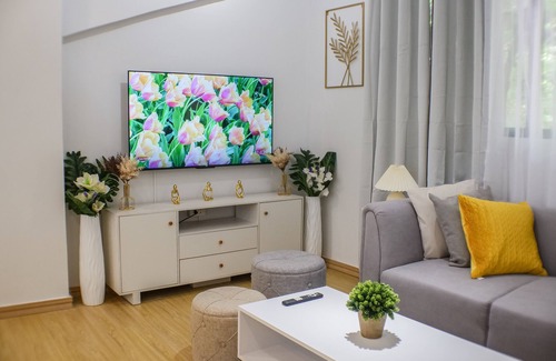 Manoc-Manoc Casa | 2BR by White Beach | Spacious & Newly Renovated