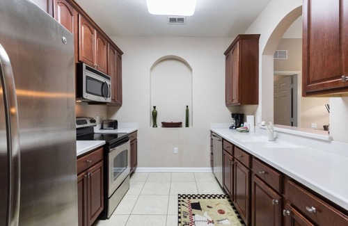 Florida Central Atlantic Coast Condominio | 2BR Condo 5m to Convention Center, ICON Park & Universal
