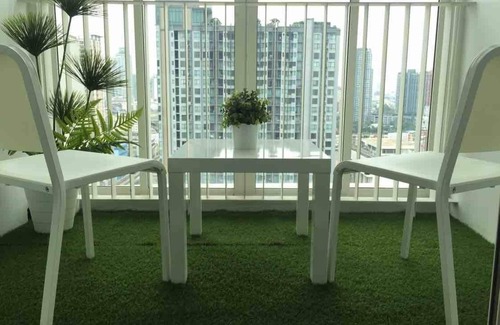 Phra Khanong Nuea Apartamento | 2br Condo @ BTS Sukhumvit Line + Wifi
