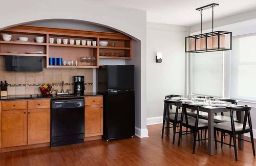 Main - Military Plaza Condominio | 2br Condo Near Theme Parks!