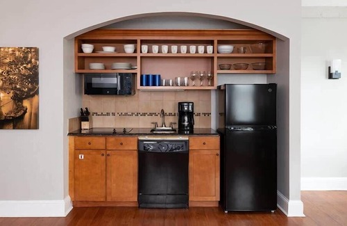 Main - Military Plaza Condominio | 2br Condo Near Theme Parks!