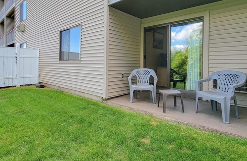 Weirs Beach Condominio | 2BR Condo Retreat, Laconia NH