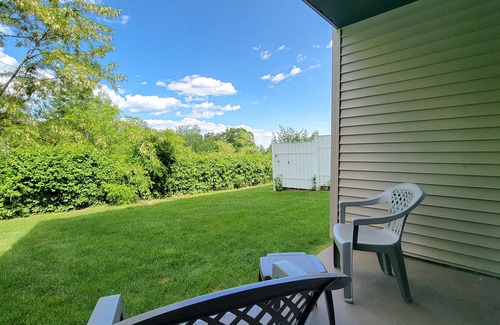 Weirs Beach Condominio | 2BR Condo Retreat, Laconia NH