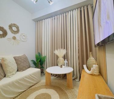 Pembo Apartamento | 2BR condo unit near BGC