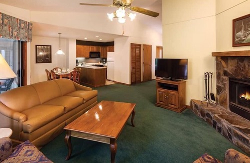 Sapphire Condominio | 2br Condo w/Golf, Boating, Skiing, Family Fun!